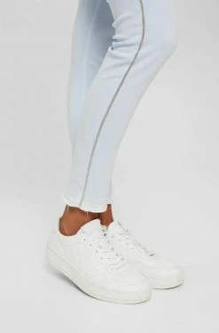 Esprit Damen STRETCHMIT SEITLICHEN ZIERSTREIFEN - Stoffhose - Pastel Blue 17 Esprit Damen STRETCHMIT SEITLICHEN ZIERSTREIFEN - Stoffhose - Pastel Blue -Esprit Verkäufe 2024 2306f465d59941299719f6aeaa0b0ae7