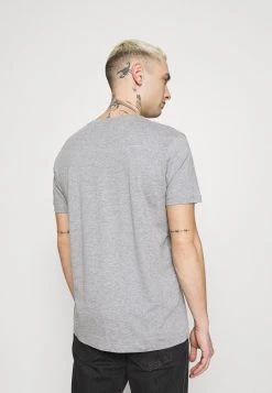 Esprit Herren FEATH - T-Shirt Print - Light Grey 10 Esprit Herren FEATH - T-Shirt Print - Light Grey -Esprit Verkäufe 2024 256e1370b31c4e16bb5a7de0eaef3e8c