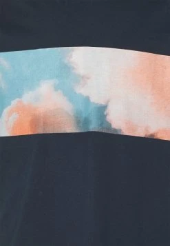 Esprit Herren AW CNECK SS - T-Shirt Print - Navy 11 Esprit Herren AW CNECK SS - T-Shirt Print - Navy -Esprit Verkäufe 2024 307b79f5a1c04c8cb960cc6dd670c638