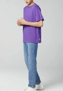 Esprit Herren T-Shirt Print - Purple 11 Esprit Herren T-Shirt Print - Purple -Esprit Verkäufe 2024 3621e1d1d87d4570a1c568ffa7c8754d