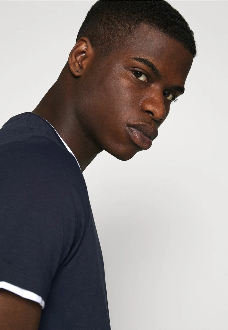 Esprit Herren T-Shirt Basic - Navy 6 Esprit Herren T-Shirt Basic - Navy – Bild 4