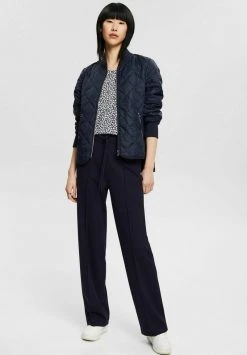 Esprit Damen T-SHIRT MIT Print AUS 100%25 ORGANIC COTTON - T-Shirt Print - Navy Colorway -Esprit Verkäufe 2024 47f155e8c3d547ebba283f368cda0d1b