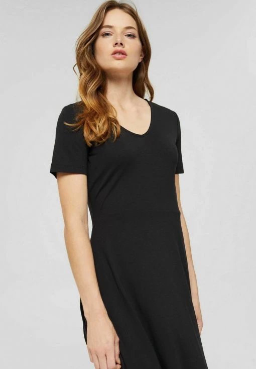 Esprit Strickkleid - Black | Damen 7 Esprit Strickkleid - Black | Damen -Esprit Verkäufe 2024 4bc304a88c494dfea68d536b0c95814b