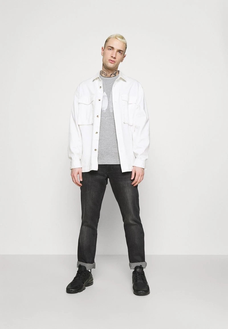 Esprit Herren FEATH - T-Shirt Print - Light Grey 4 Esprit Herren FEATH - T-Shirt Print - Light Grey – Bild 2