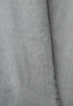 Esprit Damen MIT DESTROYED-EFFEKTEN - Jeans Slim Fit - Grey Light Wash -Esprit Verkäufe 2024 59202c6ceeeb4d0683470907f6f1d3df