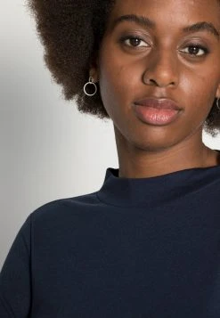 Esprit HIGH NECK - Langarmshirt - Navy | Damen 11 Esprit HIGH NECK - Langarmshirt - Navy | Damen -Esprit Verkäufe 2024 64d82d767e5c48a5a8a7aecdfb736463