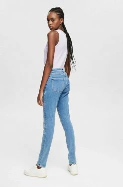 Esprit STRETCH AUS - Jeans Slim Fit - Blue Light Washed | Damen 8 Esprit STRETCH AUS - Jeans Slim Fit - Blue Light Washed | Damen -Esprit Verkäufe 2024 68b087ded151420aa5a695c8439371c9