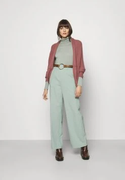 Esprit Verkaufsgeschäft -Esprit Verkäufe 2024 6d3a666c86e2481a98db60222244bf40