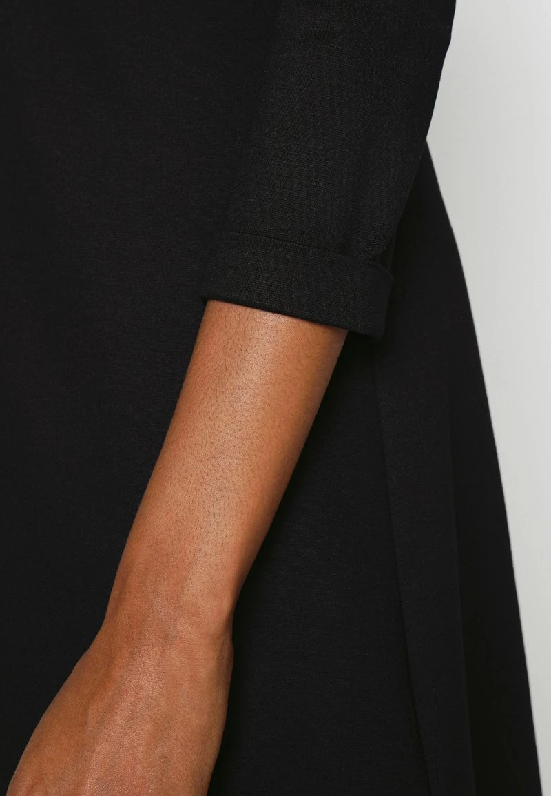 Esprit Damen PUNTI DRESS - Jerseykleid - Black 8 Esprit Damen PUNTI DRESS - Jerseykleid - Black – Bild 6