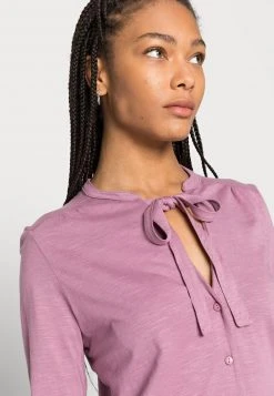 Esprit Damen BOW TIE - Langarmshirt - Mauve 11 Esprit Damen BOW TIE - Langarmshirt - Mauve -Esprit Verkäufe 2024 91982ece4bd34a36869684050b0e287e