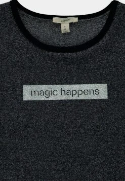 Esprit Kinder Langarmshirt - Navy 7 Esprit Kinder Langarmshirt - Navy -Esprit Verkäufe 2024 974c928ed7464e05825fc3fd6a79cea2