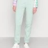 Esprit Damen LIGHT - Chino - Dusty Green 1 Esprit Damen LIGHT - Chino - Dusty Green -Esprit Verkäufe 2024 a0fc59cb9e1a477b84d96892b4e089f3