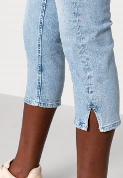 Esprit Damen IN CAPRI - Jeans Shorts - Blue Light Wash -Esprit Verkäufe 2024 ae3cb0c7871b4695852d5a0401466ab3