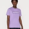Esprit SUS - T-Shirt Print - Lilac | Herren -Esprit Verkäufe 2024 af0402f943a54e849e0798e4d20a22df