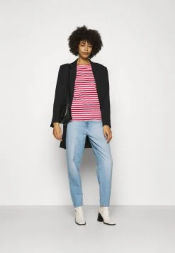 Esprit Damen NOOS COO TEE - Langarmshirt - Red 9 Esprit Damen NOOS COO TEE - Langarmshirt - Red -Esprit Verkäufe 2024 af5d15fada1c4e2eb120ef2daaecf865