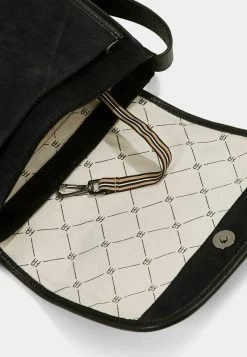 Esprit Umhängetasche - Black | Damen -Esprit Verkäufe 2024 bc529781f73542e5b088e2b34a5b2e15