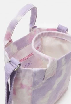 Esprit Damen Umhängetasche - Lilac -Esprit Verkäufe 2024 bf9ee888ad1943b6b9c3079c495630ac