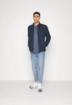 Esprit Herren Übergangsjacke - Navy 9 Esprit Herren Übergangsjacke - Navy -Esprit Verkäufe 2024 c22fff303ce64e65bb2f6ffc96041468