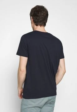 Esprit LOGO - T-Shirt Print - Navy | Herren 10 Esprit LOGO - T-Shirt Print - Navy | Herren -Esprit Verkäufe 2024 d58c4c1899304814ae2dedf9480c9e39