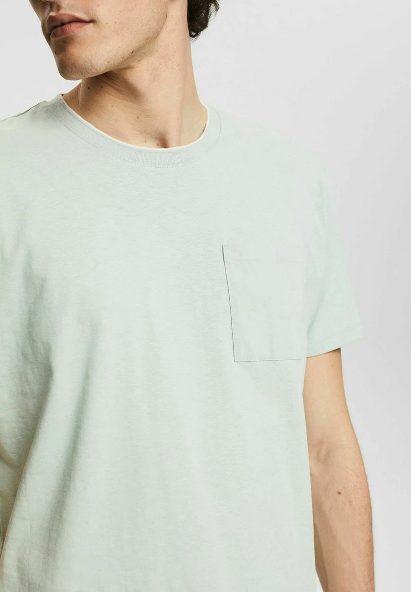 Esprit Herren MIT BRUSTTASCHE - T-Shirt Basic - Khaki Green 6 Esprit Herren MIT BRUSTTASCHE - T-Shirt Basic - Khaki Green – Bild 4