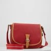 Esprit Damen Umhängetasche - Red -Esprit Verkäufe 2024 df03378716a74de79cdf9e1d873f820b