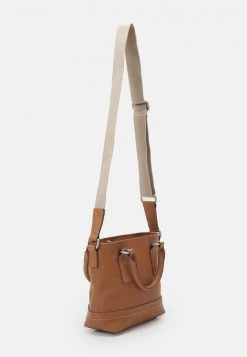 Esprit Handtasche - Rust Brown | Damen -Esprit Verkäufe 2024 df5c3eb6147d4ff3926f6beee183c73f
