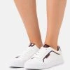 Esprit Damen SIMONA - Sneaker Low - White 1 Esprit Damen SIMONA - Sneaker Low - White -Esprit Verkäufe 2024 e1cc85db8bfc4aa384db0dffa7af2104