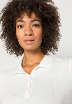 Esprit Damen Poloshirt - Off White -Esprit Verkäufe 2024 e31ae6717c974857aa64708f6219e8d0