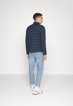 Esprit Herren Übergangsjacke - Navy 10 Esprit Herren Übergangsjacke - Navy -Esprit Verkäufe 2024 eed9765deba04c18b3d3d024239071fc