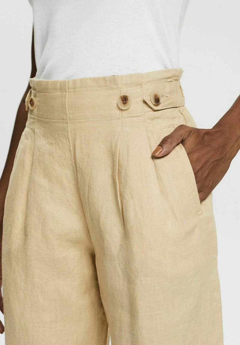 Esprit Damen MIT VERKÜRZTEM BEIN - Stoffhose - Sand 6 Esprit Damen MIT VERKÜRZTEM BEIN - Stoffhose - Sand – Bild 4